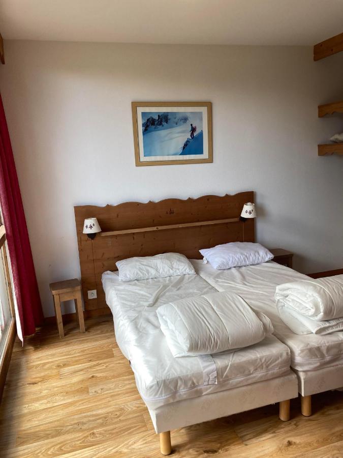 Appartement Pied Des Pistes, Terrasse Wifi Et Parking Chamrousse Esterno foto